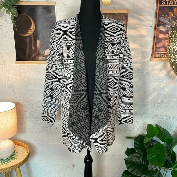 American eagle black and white open front cardigan size medium - Picture 1 of 6